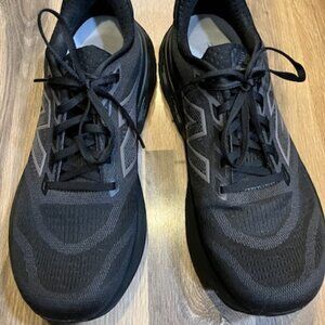 New Balance Fresh Foam X 880 v15 Men's Sneakers (Size 11 2E) (Black)